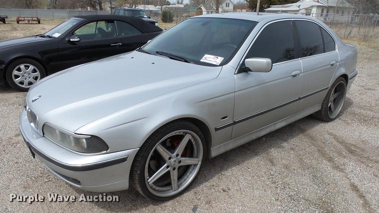 image for item DC3062 2000 BMW 528i