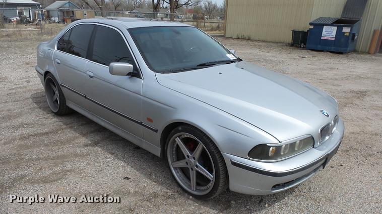 image for item DC3062 2000 BMW 528i
