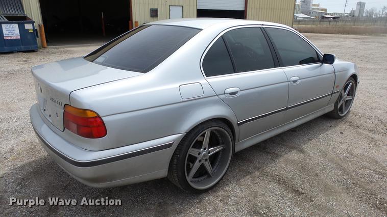 image for item DC3062 2000 BMW 528i