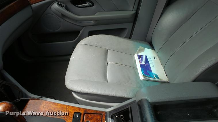 image for item DC3062 2000 BMW 528i