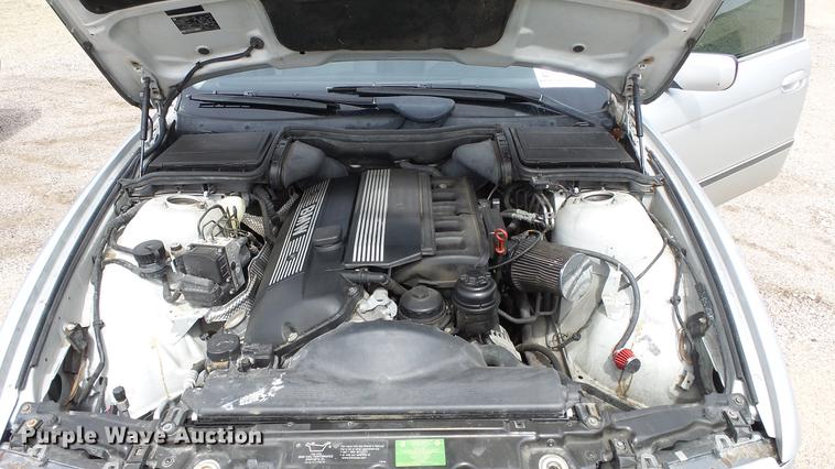 image for item DC3062 2000 BMW 528i