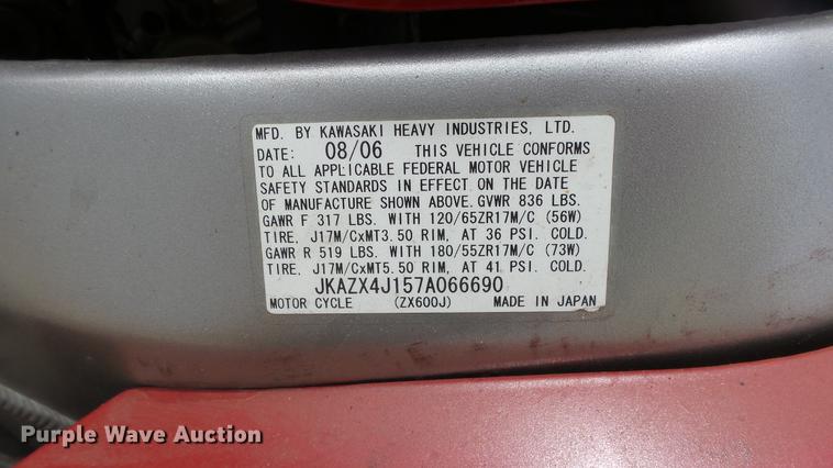 image for item DC3063 2007 Kawasaki ZZR600 motorcycle