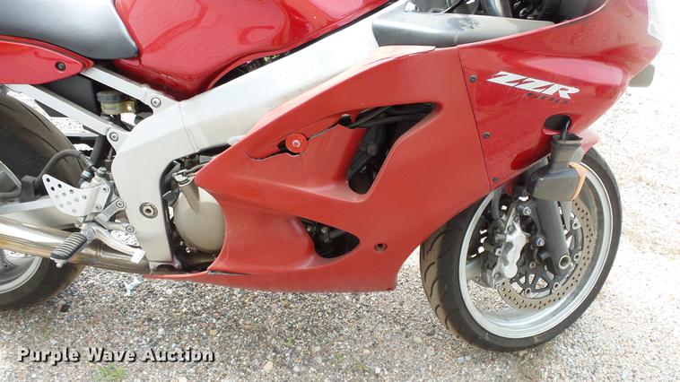 image for item DC3063 2007 Kawasaki ZZR600 motorcycle