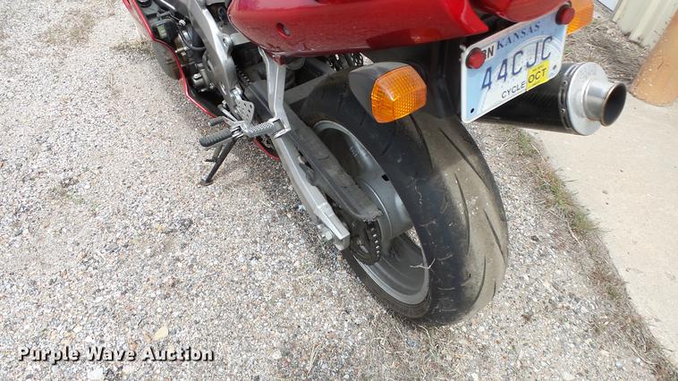 image for item DC3063 2007 Kawasaki ZZR600 motorcycle