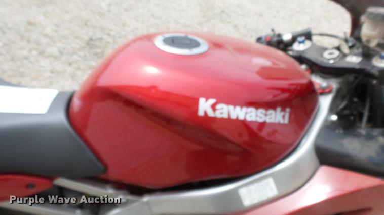 image for item DC3063 2007 Kawasaki ZZR600 motorcycle