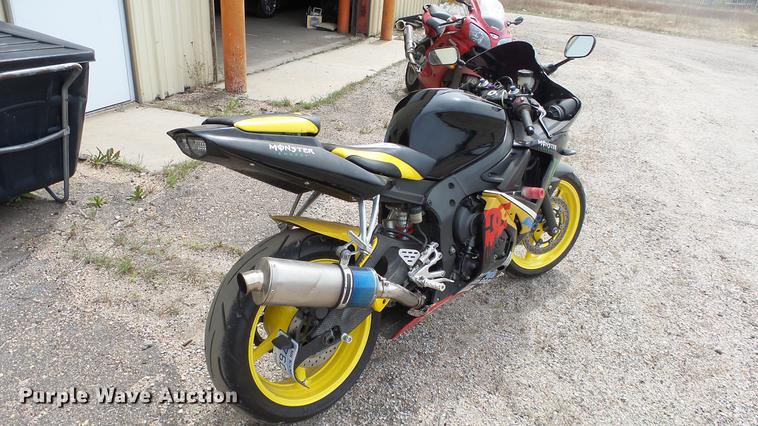 image for item DC3064 2004 Yamaha YZF-R6S/C motorcycle