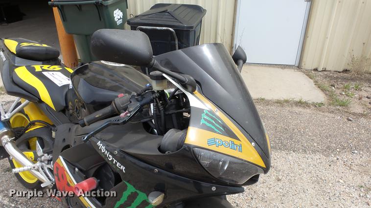 image for item DC3064 2004 Yamaha YZF-R6S/C motorcycle