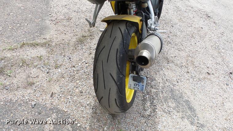 image for item DC3064 2004 Yamaha YZF-R6S/C motorcycle