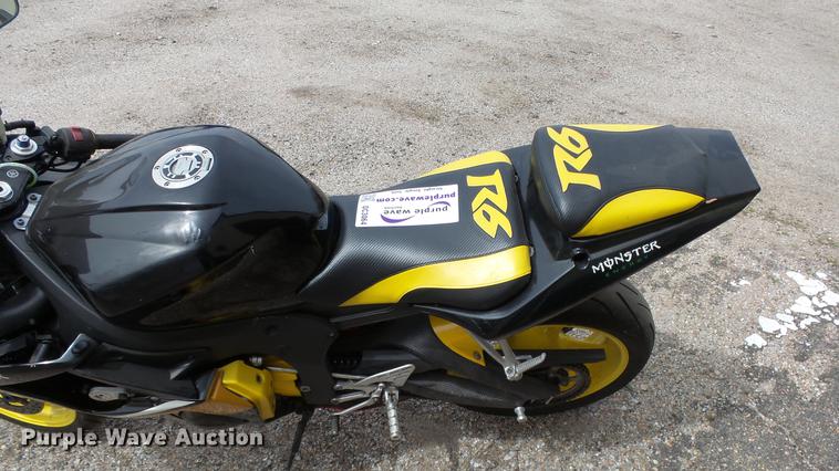 image for item DC3064 2004 Yamaha YZF-R6S/C motorcycle