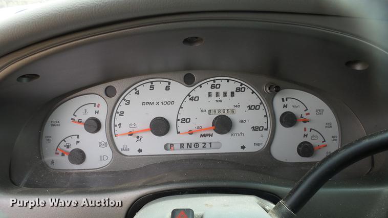 image for item DC3066 2003 Ford Explorer Sport Trac SUV