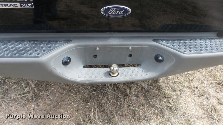 image for item DC3066 2003 Ford Explorer Sport Trac SUV