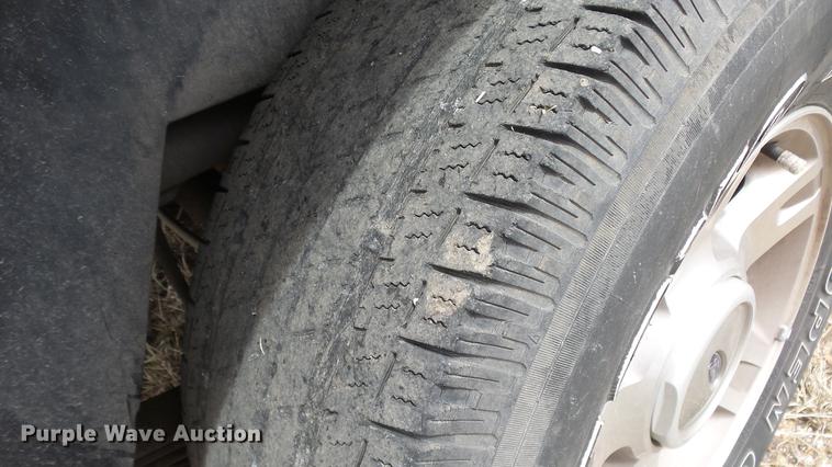 image for item DC3066 2003 Ford Explorer Sport Trac SUV