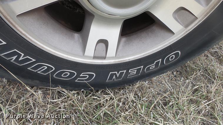 image for item DC3066 2003 Ford Explorer Sport Trac SUV