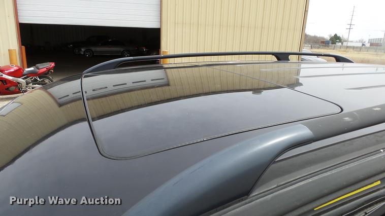 image for item DC3067 1999 Mercedes Benz ML320 SUV