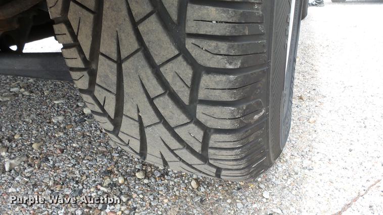 image for item DC3067 1999 Mercedes Benz ML320 SUV