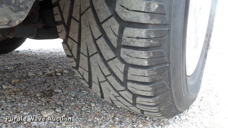 image for item DC3067 1999 Mercedes Benz ML320 SUV