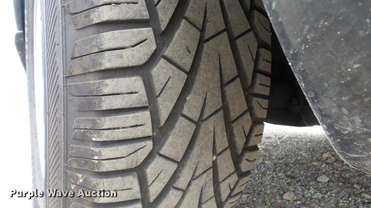 image for item DC3067 1999 Mercedes Benz ML320 SUV