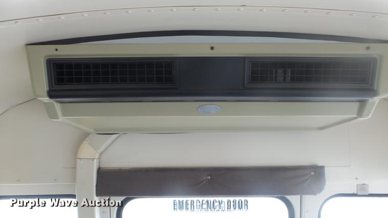 image for item DC3073 1998 Blue Bird TC2000 school bus