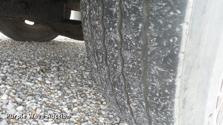 image for item DC3073 1998 Blue Bird TC2000 school bus