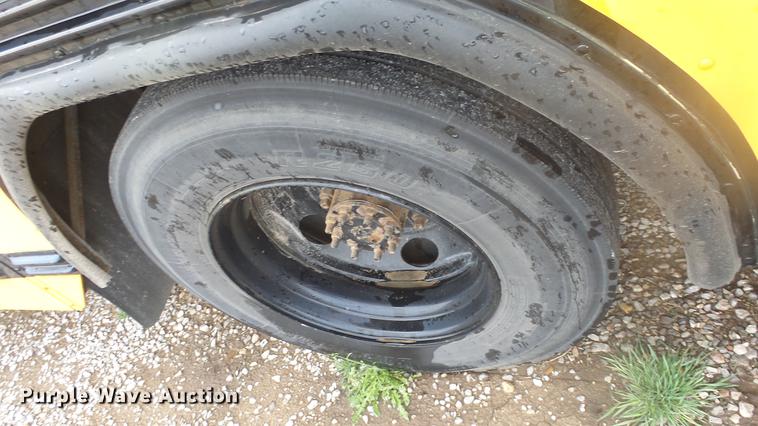 image for item DC3073 1998 Blue Bird TC2000 school bus