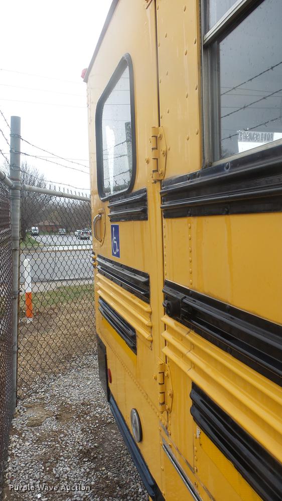 image for item DC3073 1998 Blue Bird TC2000 school bus