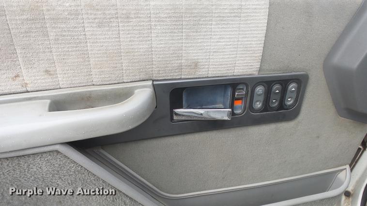 image for item DC3074 1994 Chevrolet 1500 Ext. Cab pickup truck