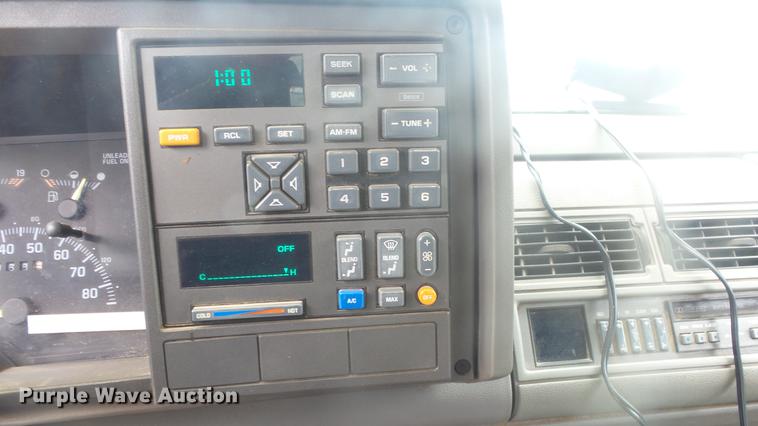 image for item DC3074 1994 Chevrolet 1500 Ext. Cab pickup truck