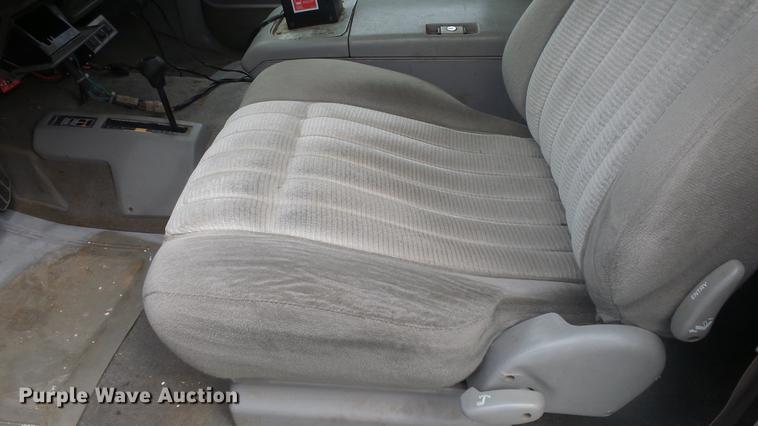 image for item DC3074 1994 Chevrolet 1500 Ext. Cab pickup truck