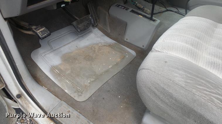 image for item DC3074 1994 Chevrolet 1500 Ext. Cab pickup truck