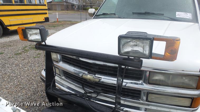 image for item DC3074 1994 Chevrolet 1500 Ext. Cab pickup truck