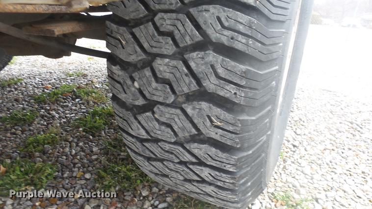 image for item DC3074 1994 Chevrolet 1500 Ext. Cab pickup truck