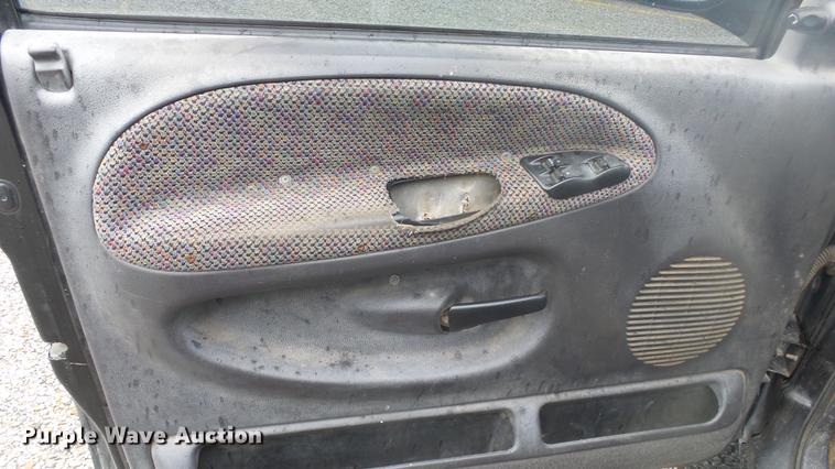 image for item DC3075 1999 Dodge Ram 1500 Quad Cab pickup truck