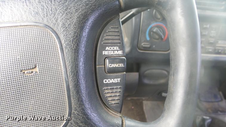 image for item DC3075 1999 Dodge Ram 1500 Quad Cab pickup truck