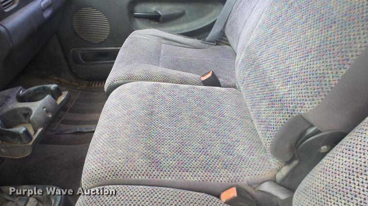 image for item DC3075 1999 Dodge Ram 1500 Quad Cab pickup truck