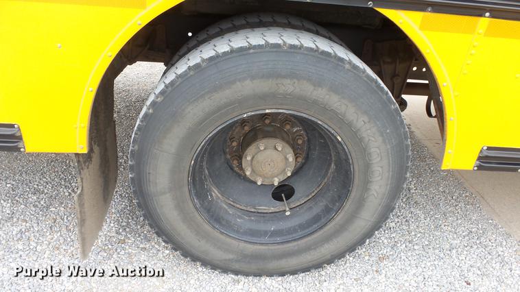 image for item DC3082 2008 Blue Bird Vision school bus