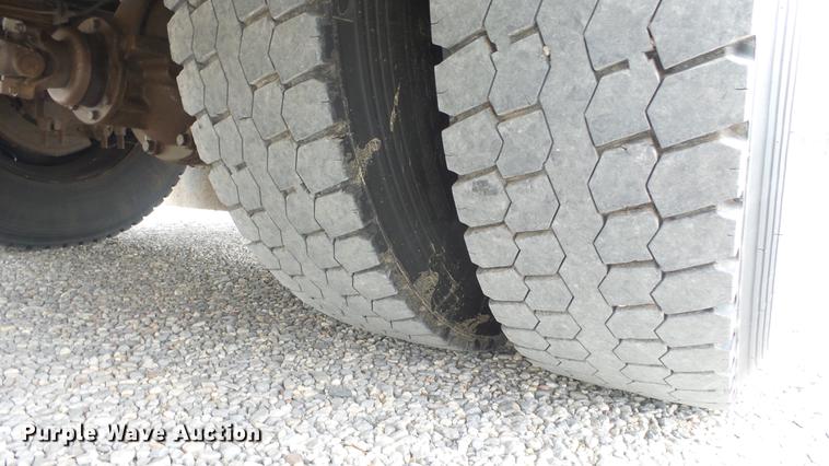 image for item DC3082 2008 Blue Bird Vision school bus