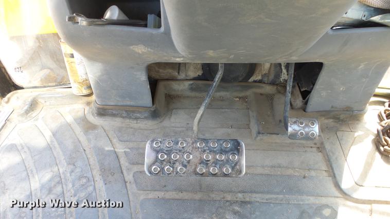 image for item DC3091 1999 JCB 214S Series 3 backhoe