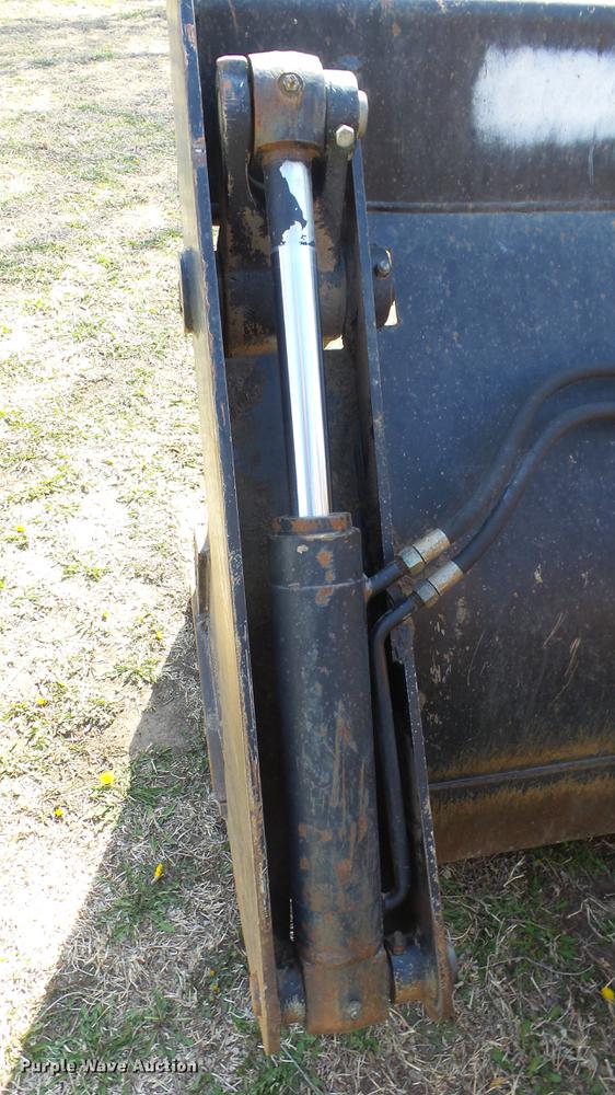 image for item DC3091 1999 JCB 214S Series 3 backhoe