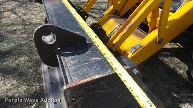 image for item DC3091 1999 JCB 214S Series 3 backhoe