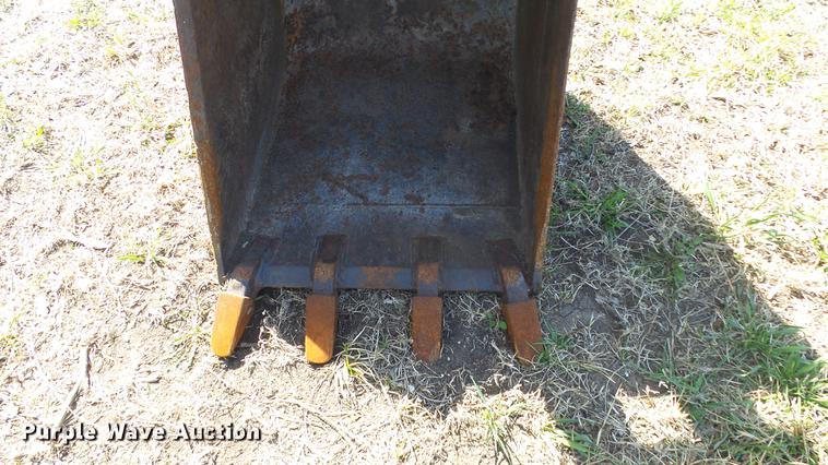 image for item DC3091 1999 JCB 214S Series 3 backhoe