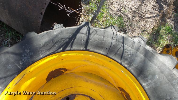 image for item DC3091 1999 JCB 214S Series 3 backhoe