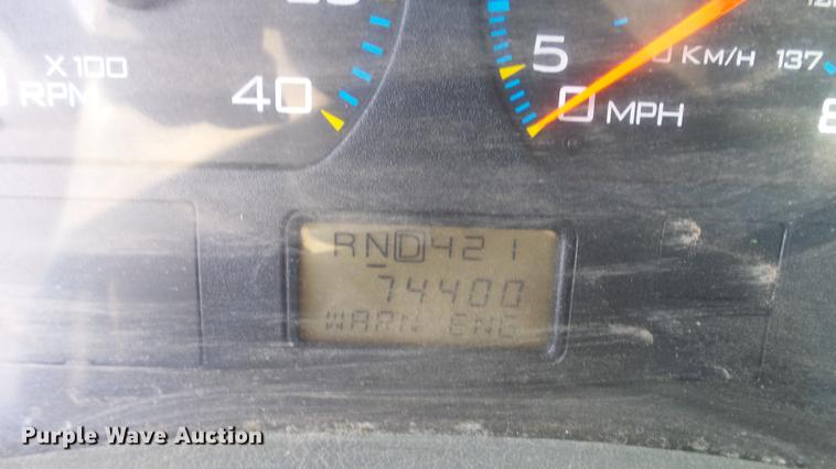 image for item DC3102 2005 International 4200 dump truck