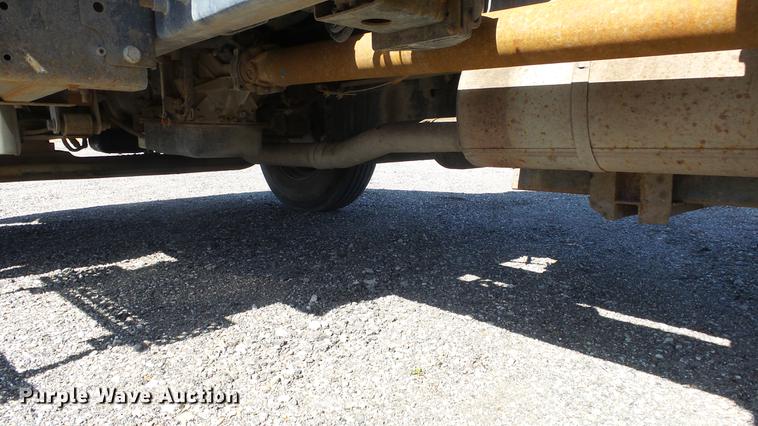 image for item DC3102 2005 International 4200 dump truck