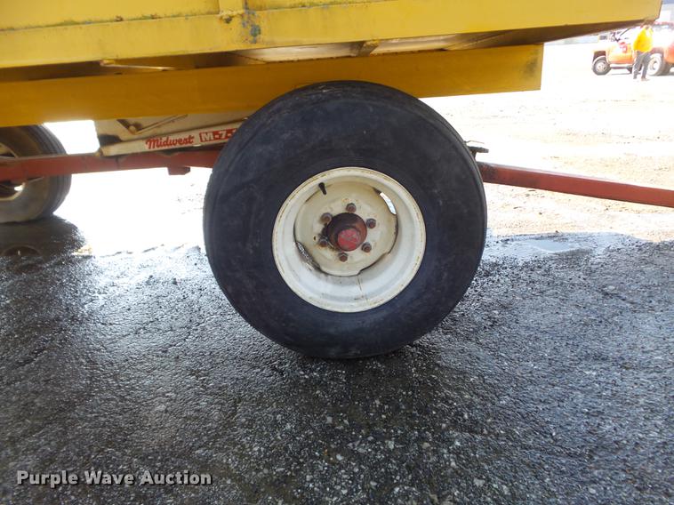 image for item DC7379 2003 shop built leaf collection wagon