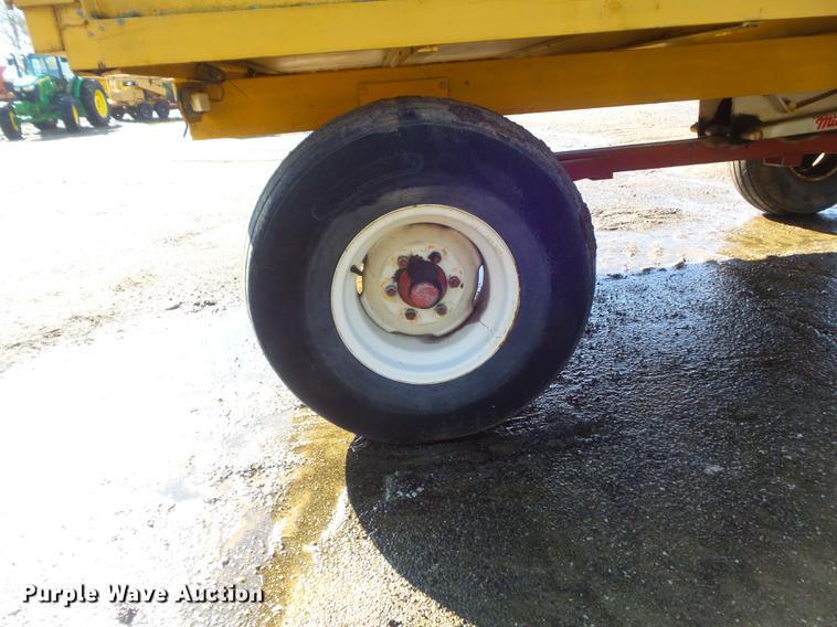 image for item DC7379 2003 shop built leaf collection wagon