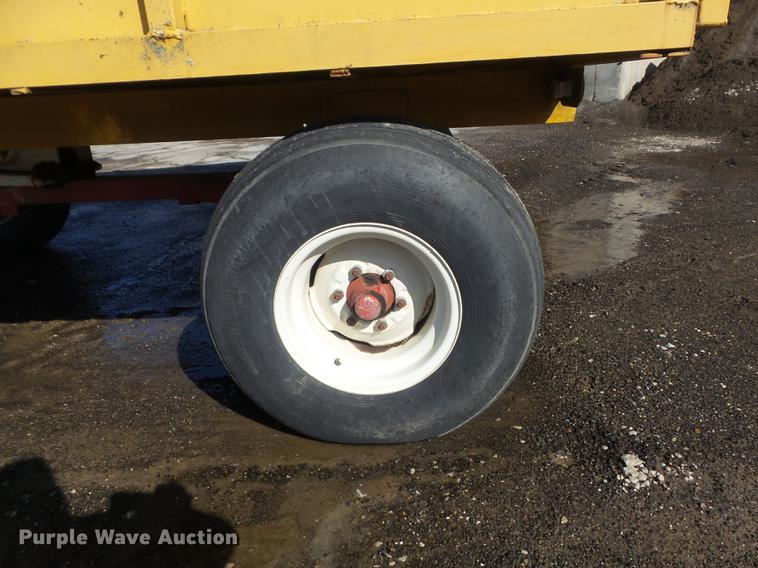 image for item DC7379 2003 shop built leaf collection wagon