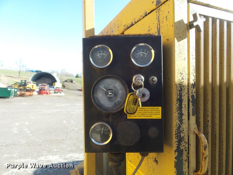 image for item DC7380 2003 Dinkmar CRT leaf vacuum