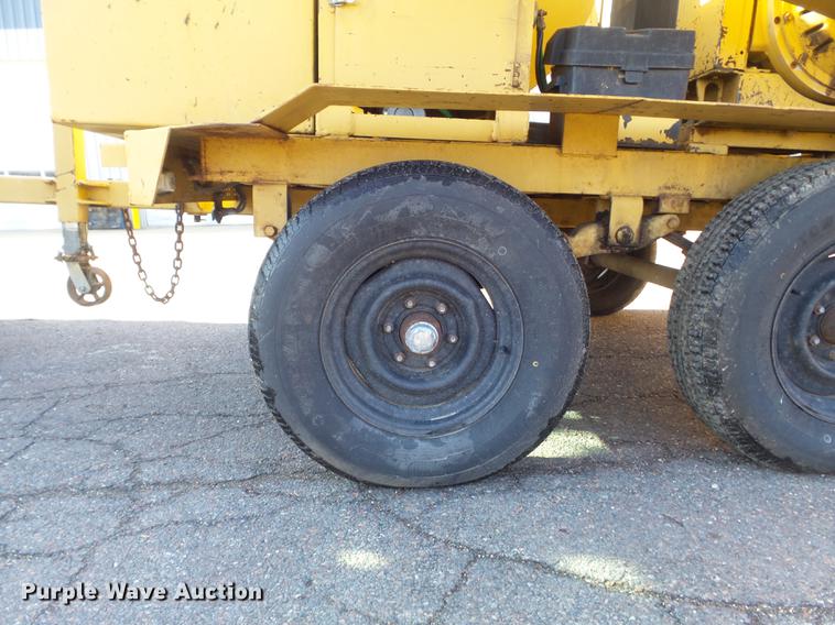 image for item DC7380 2003 Dinkmar CRT leaf vacuum