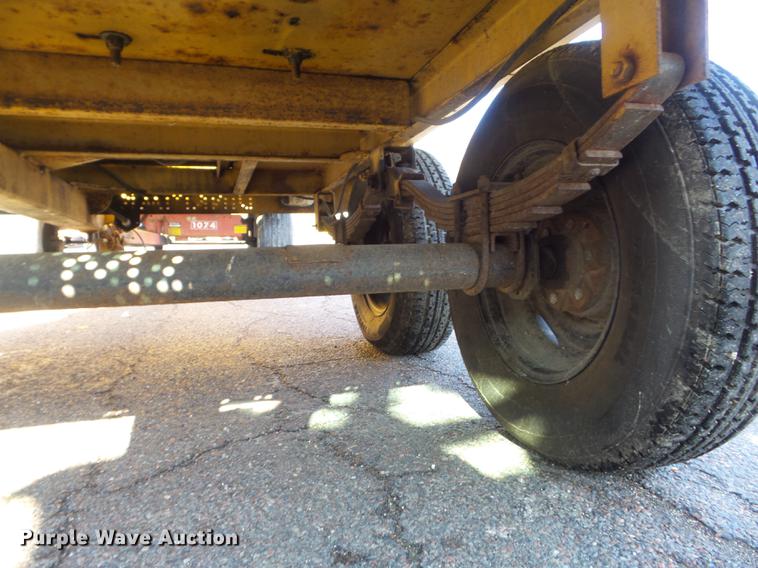 image for item DC7380 2003 Dinkmar CRT leaf vacuum