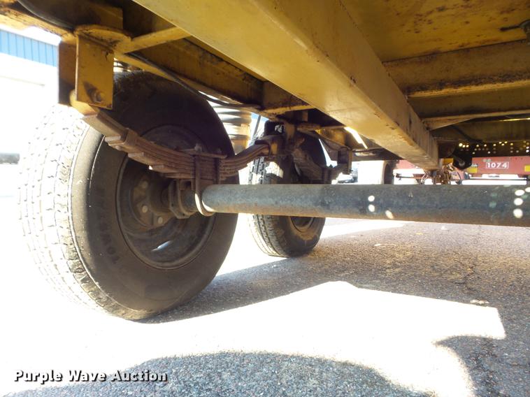 image for item DC7380 2003 Dinkmar CRT leaf vacuum